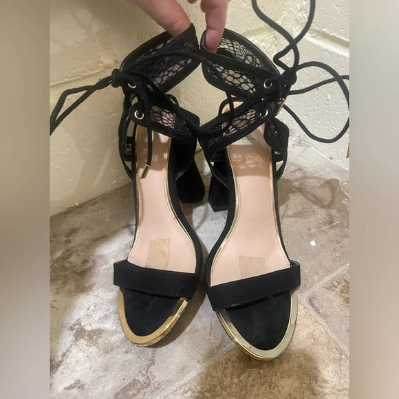 Women’s Disney x call it spring Alice through the looking glass  womens heels - Picture 9 of 17